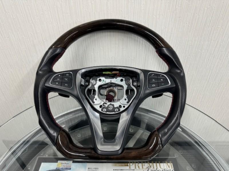 ウッドコンビネーションステアリング W447